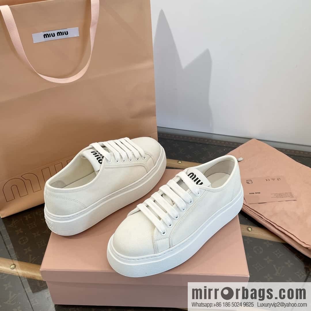 𝐌𝐢𝐮𝐌𝐢𝐮||𝟐𝟎𝟐𝟒 the latest spring and summer canvas, platform sports white shoes