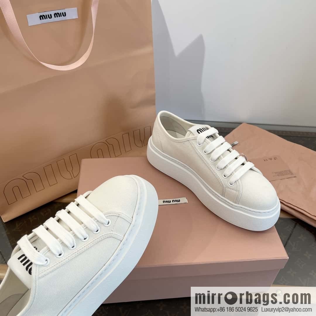 𝐌𝐢𝐮𝐌𝐢𝐮||𝟐𝟎𝟐𝟒 the latest spring and summer canvas, platform sports white shoes