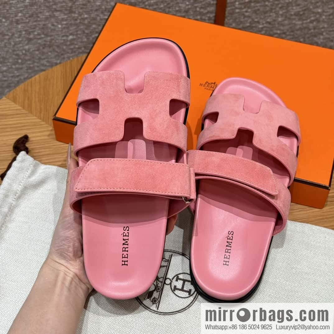 Hermès 225 CHYPRE SANDAL uncle shoes, peach pink/Peach pink