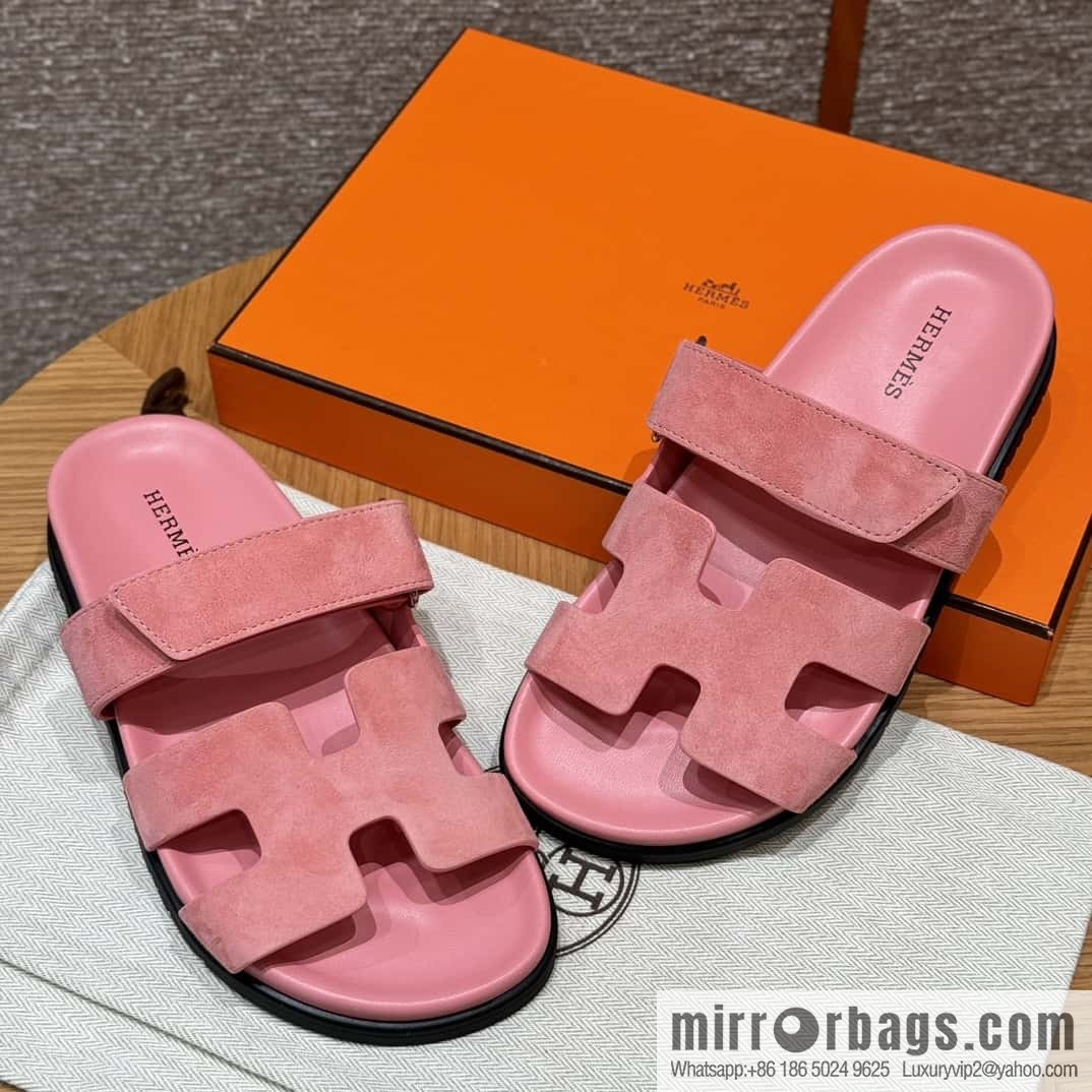 Hermès 225 CHYPRE SANDAL uncle shoes, peach pink/Peach pink
