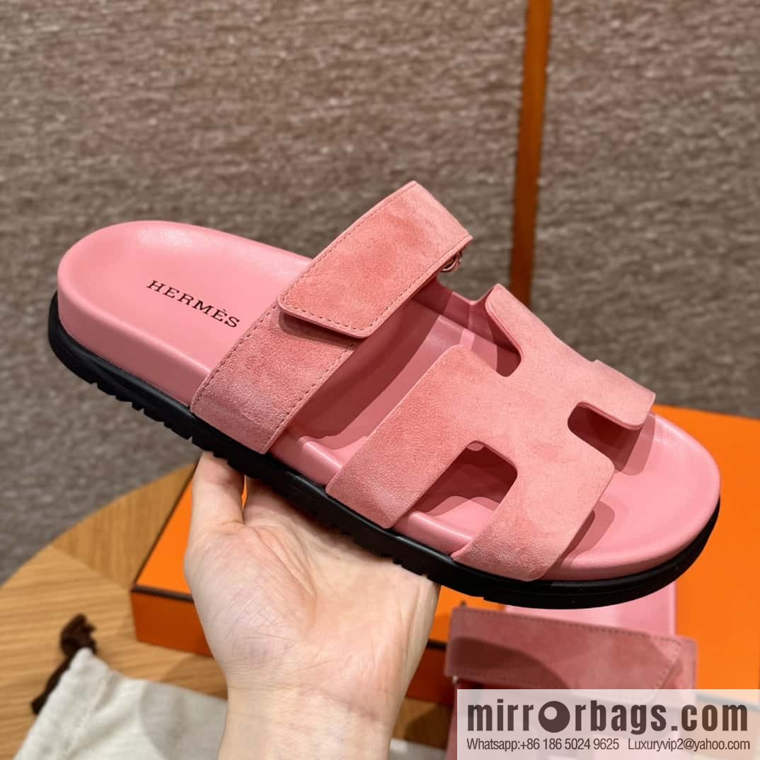 Hermès 225 CHYPRE SANDAL uncle shoes, peach pink/Peach pink