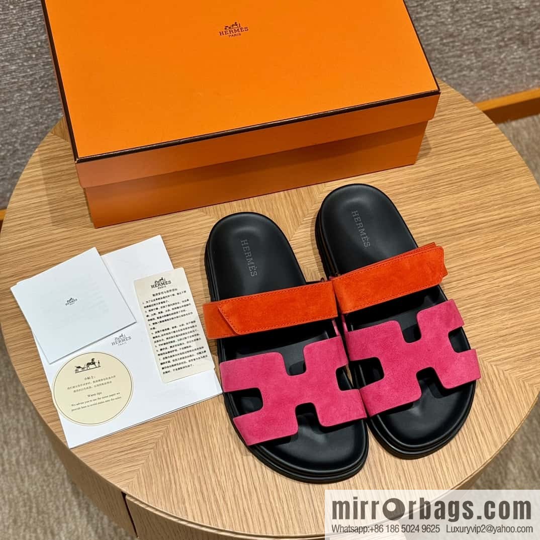 Hermès 225 CHYPRE SANDAL uncle shoes, rose red/Rose and red