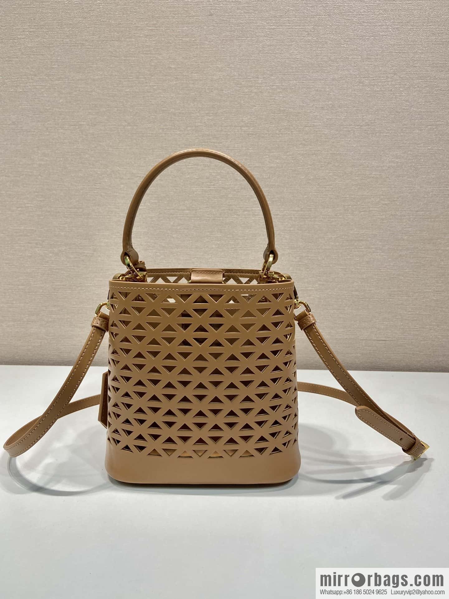 PRADA 🎉 cut-out bucket bag 🎉 1BA217 cut-out brown