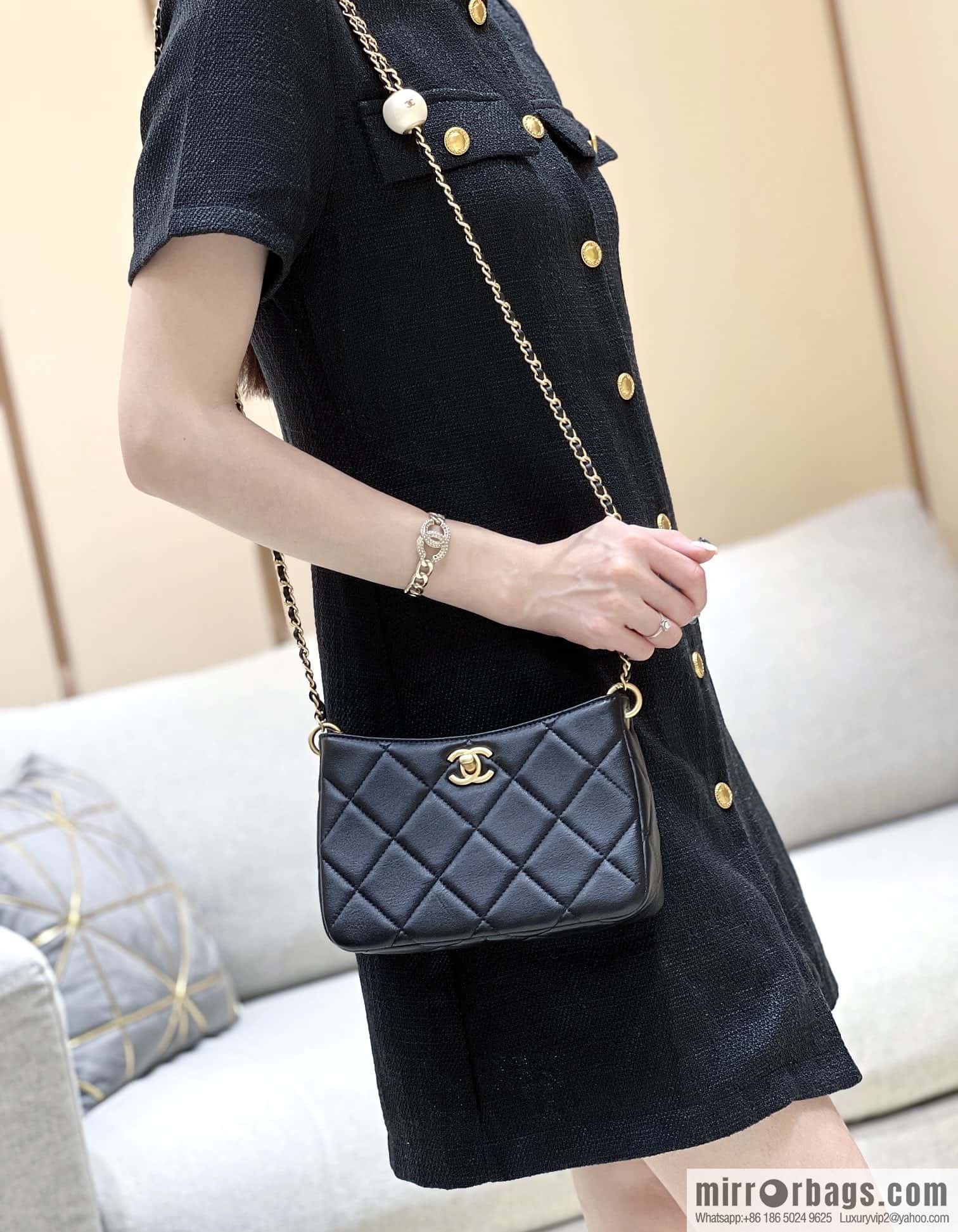 CHANEL 24S Spring/Summer Double Pearl Tangyuan Hobo AS4859