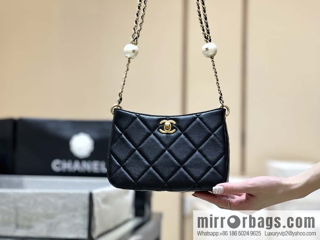 CHANEL 24S Spring/Summer Double Pearl Tangyuan Hobo AS4859