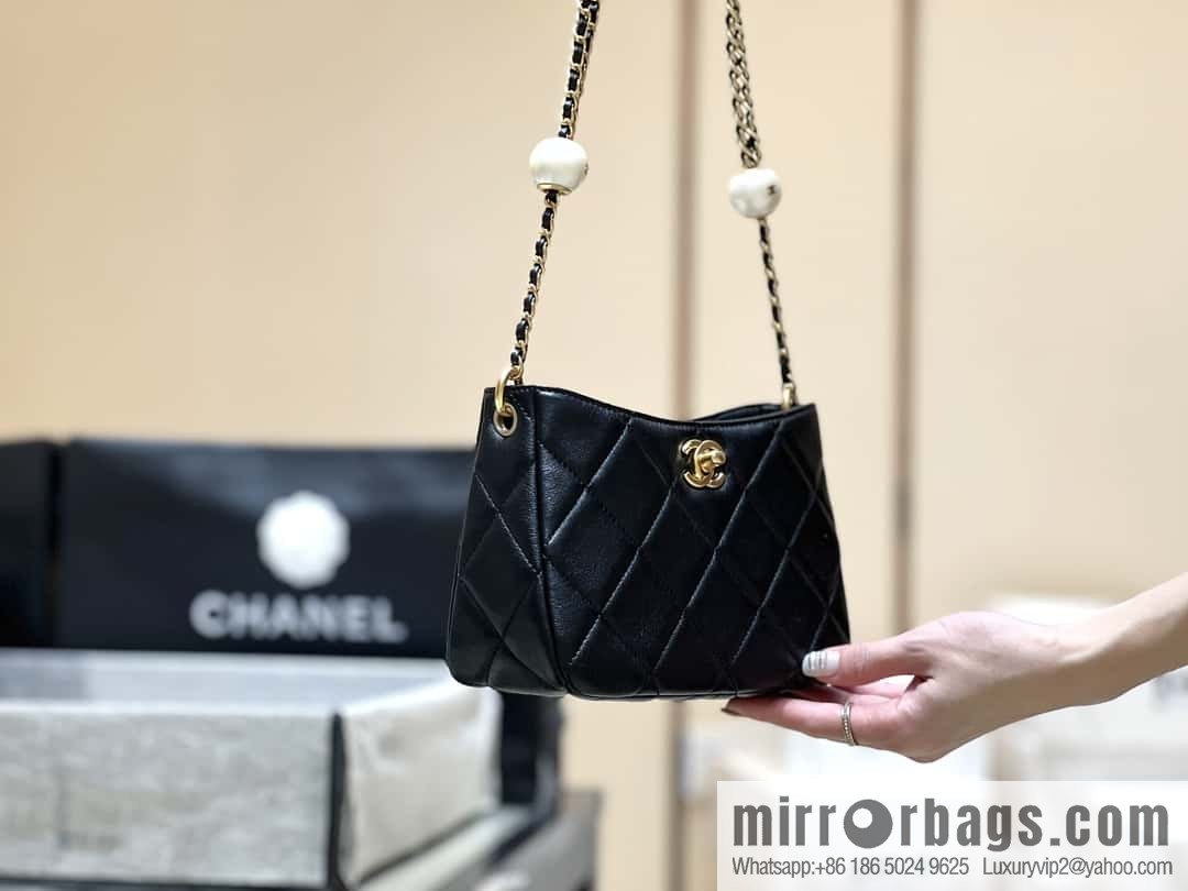 CHANEL 24S Spring/Summer Double Pearl Tangyuan Hobo AS4859