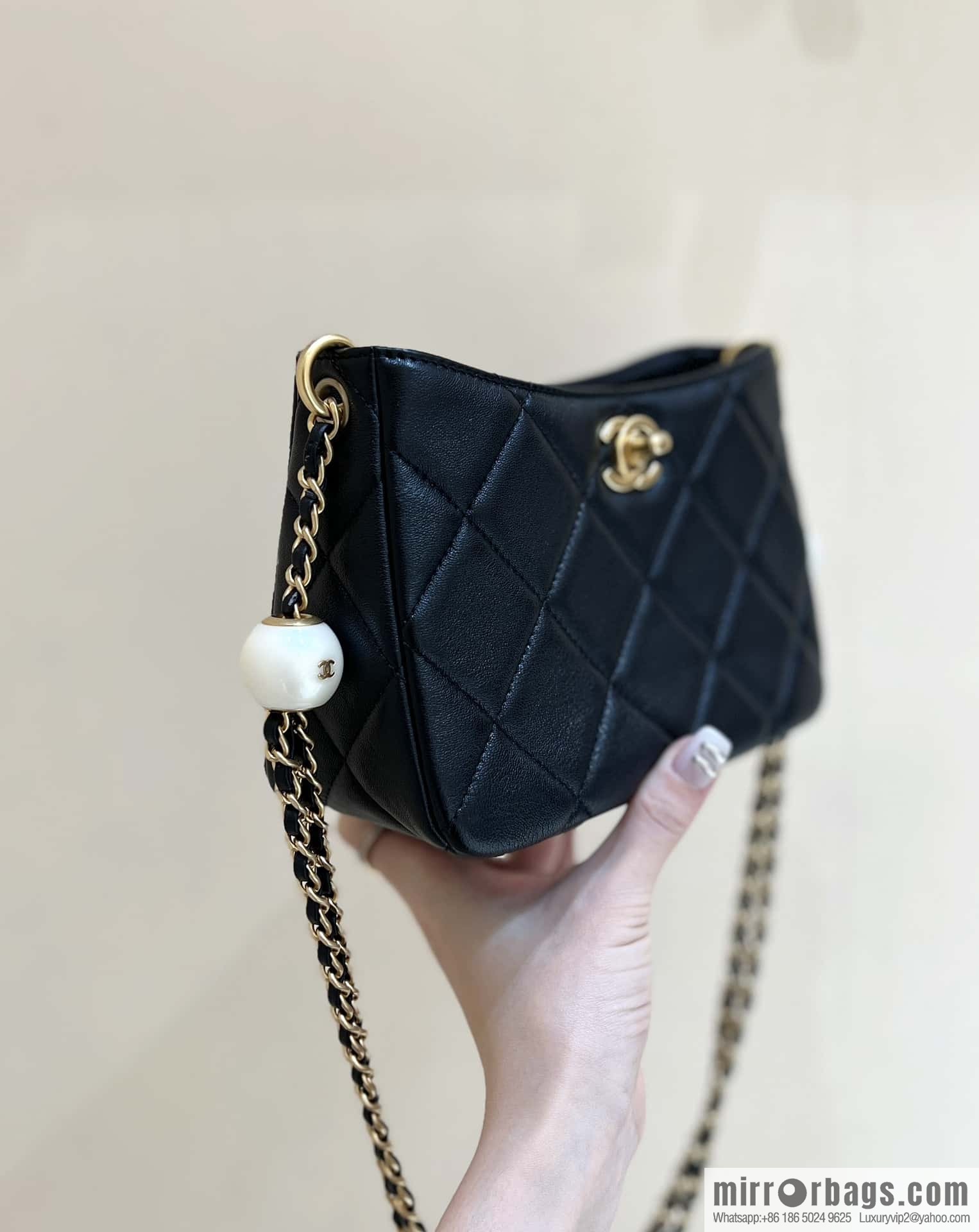 CHANEL 24S Spring/Summer Double Pearl Tangyuan Hobo AS4859