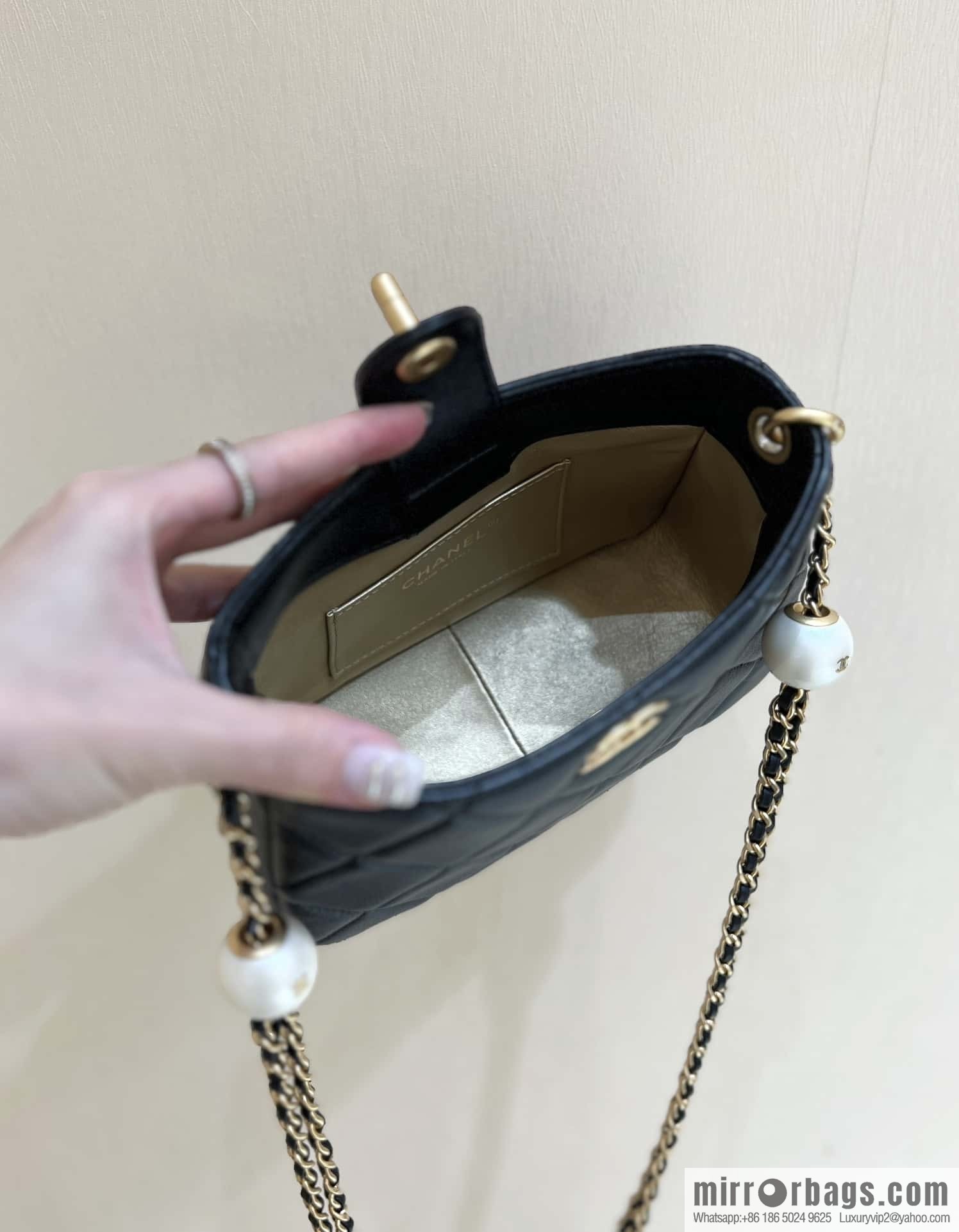 CHANEL 24S Spring/Summer Double Pearl Tangyuan Hobo AS4859