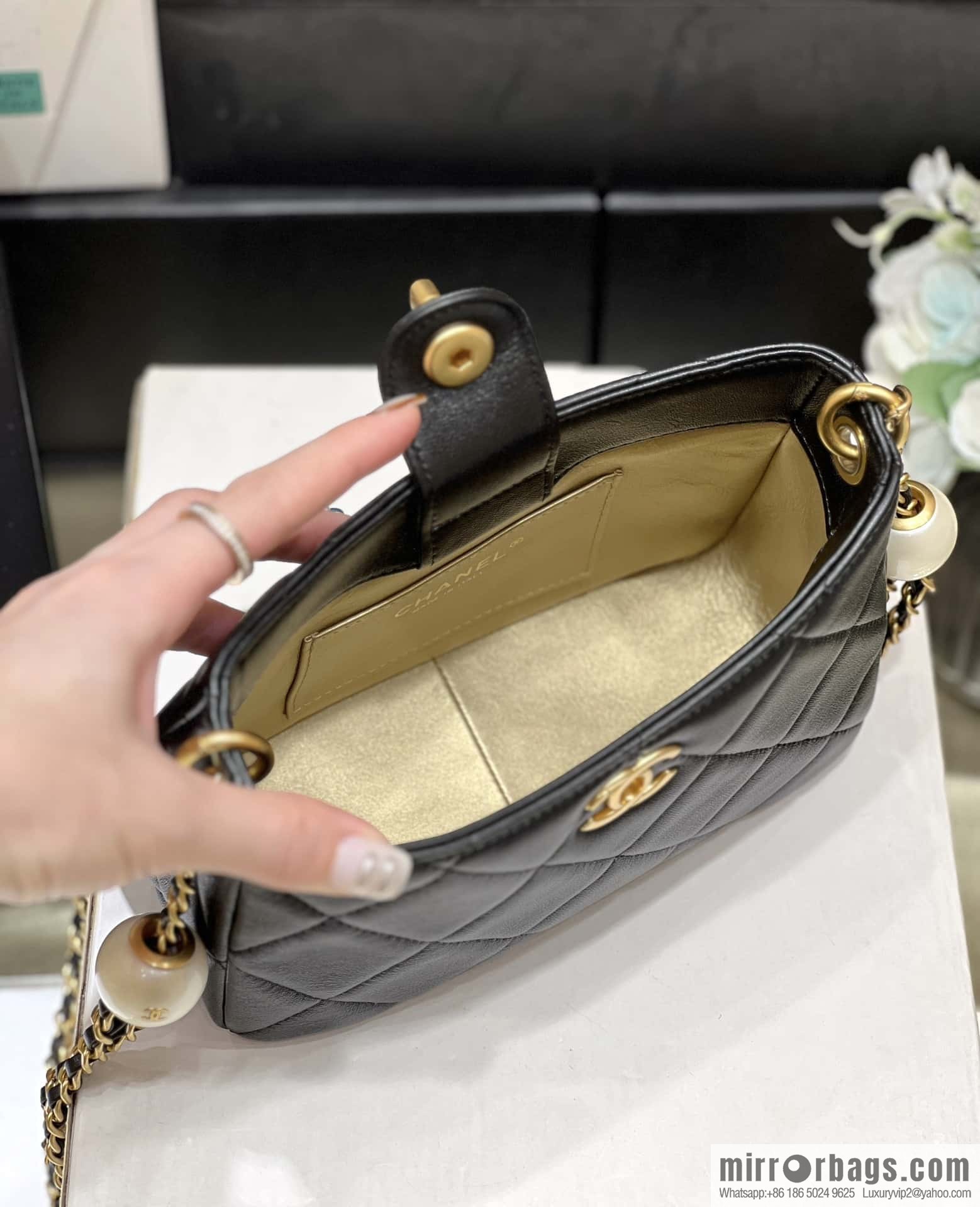 CHANEL 24S Spring/Summer Double Pearl Tangyuan Hobo AS4859