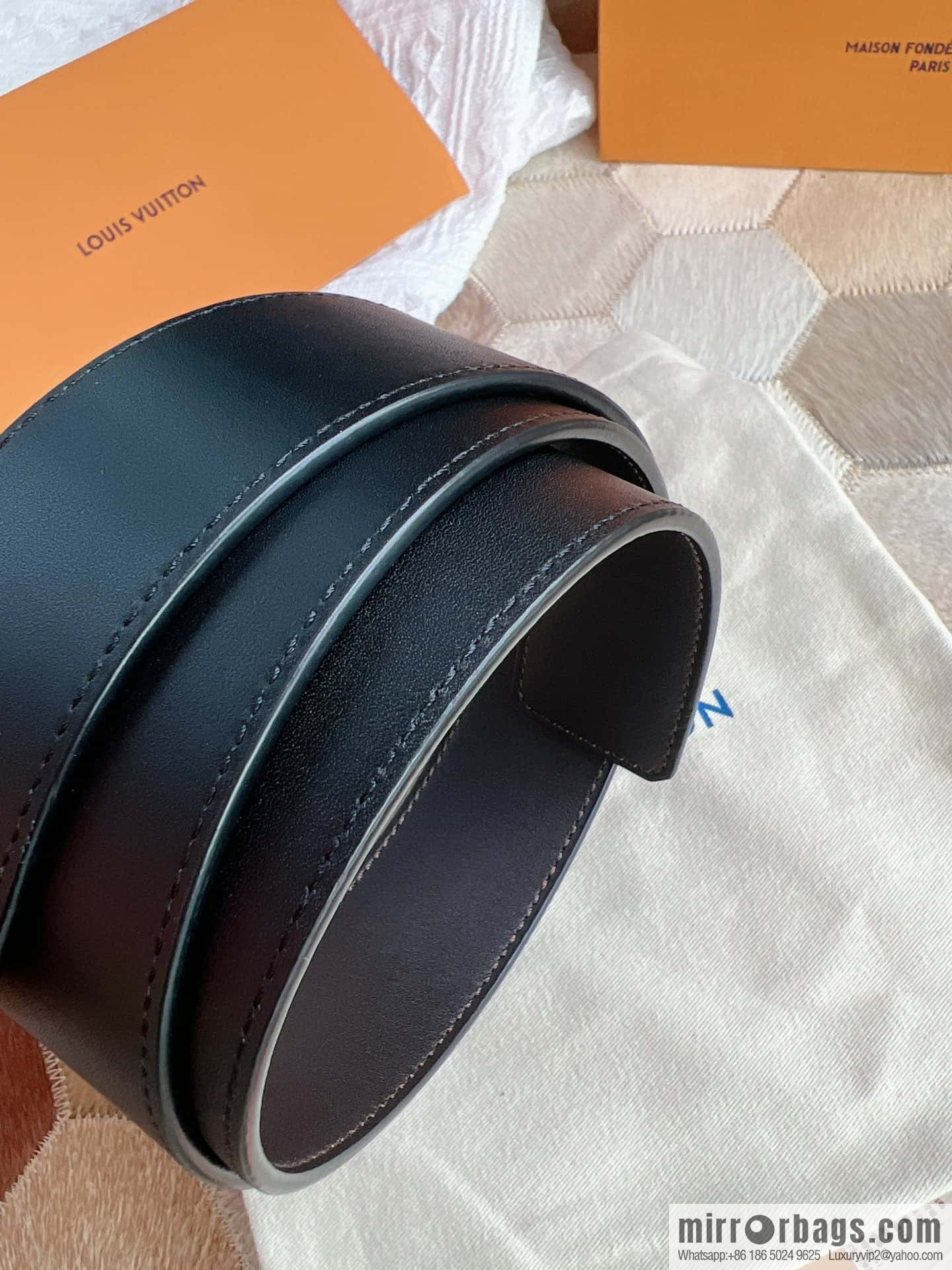 LV/Louis Vuitton Shake 40mm Double Sided Belt