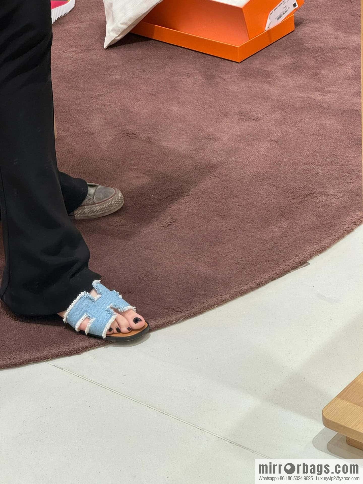 The latest denim tassel slippers from Hermès
