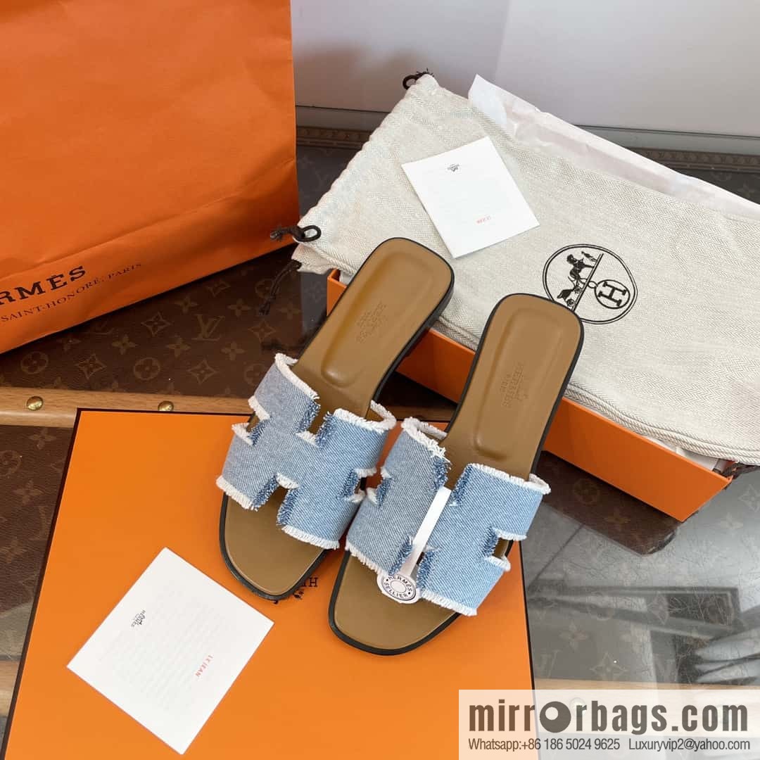 The latest denim tassel slippers from Hermès