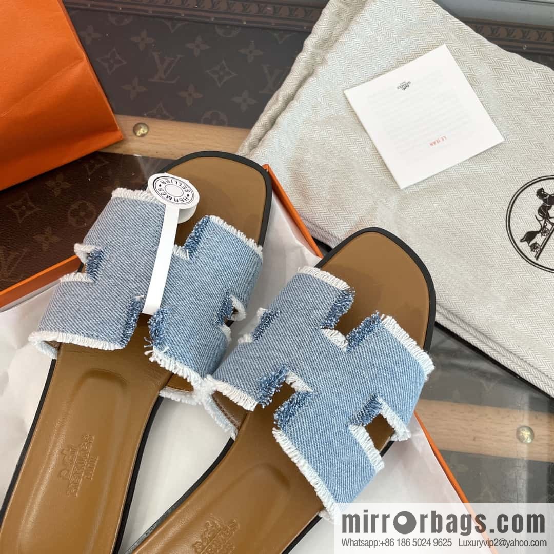 The latest denim tassel slippers from Hermès