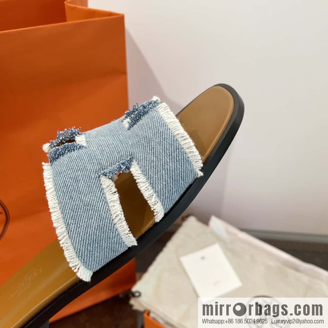 The latest denim tassel slippers from Hermès
