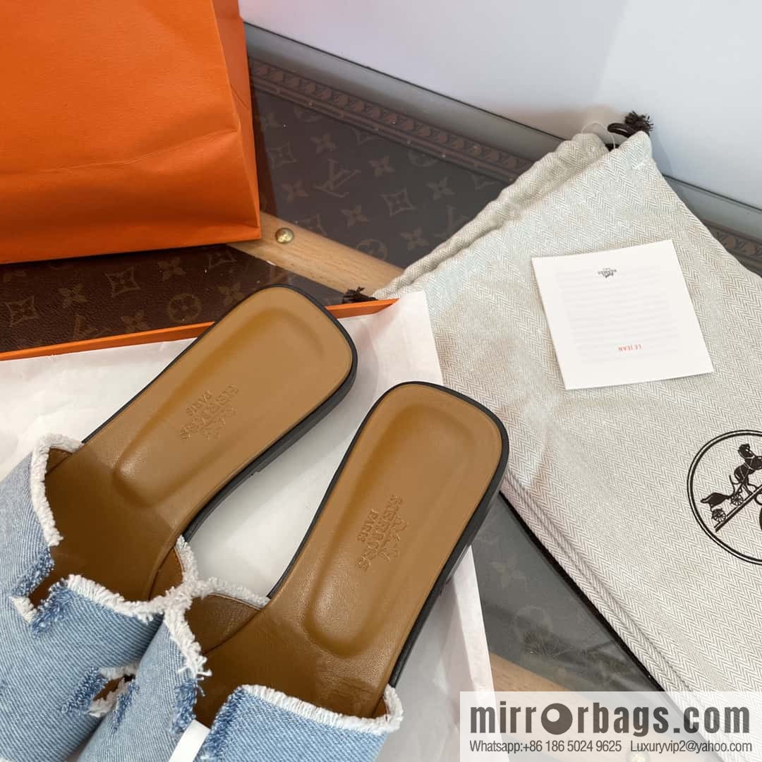 The latest denim tassel slippers from Hermès
