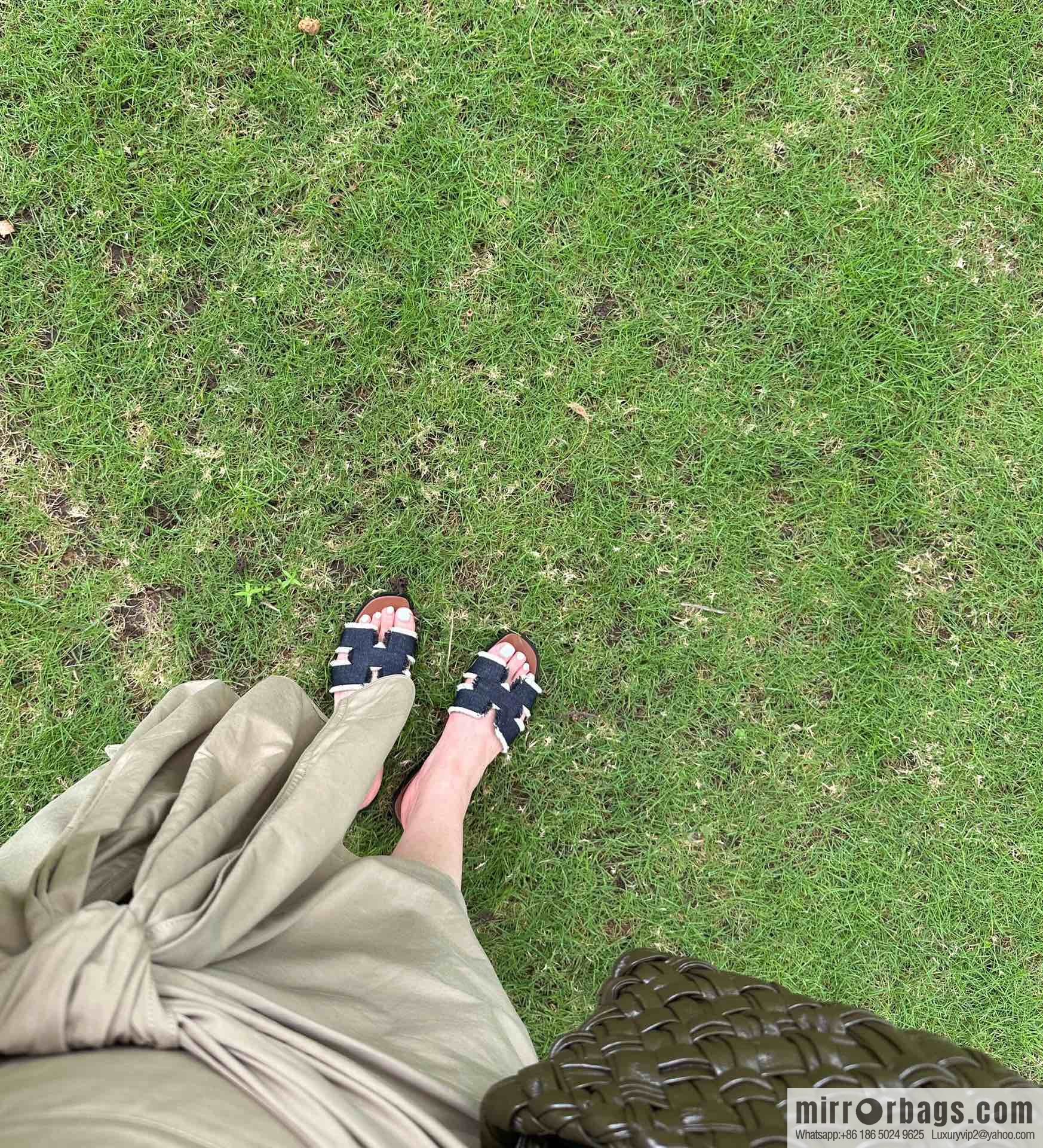The latest denim tassel slippers from Hermès