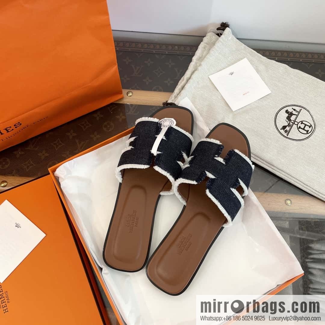 The latest denim tassel slippers from Hermès
