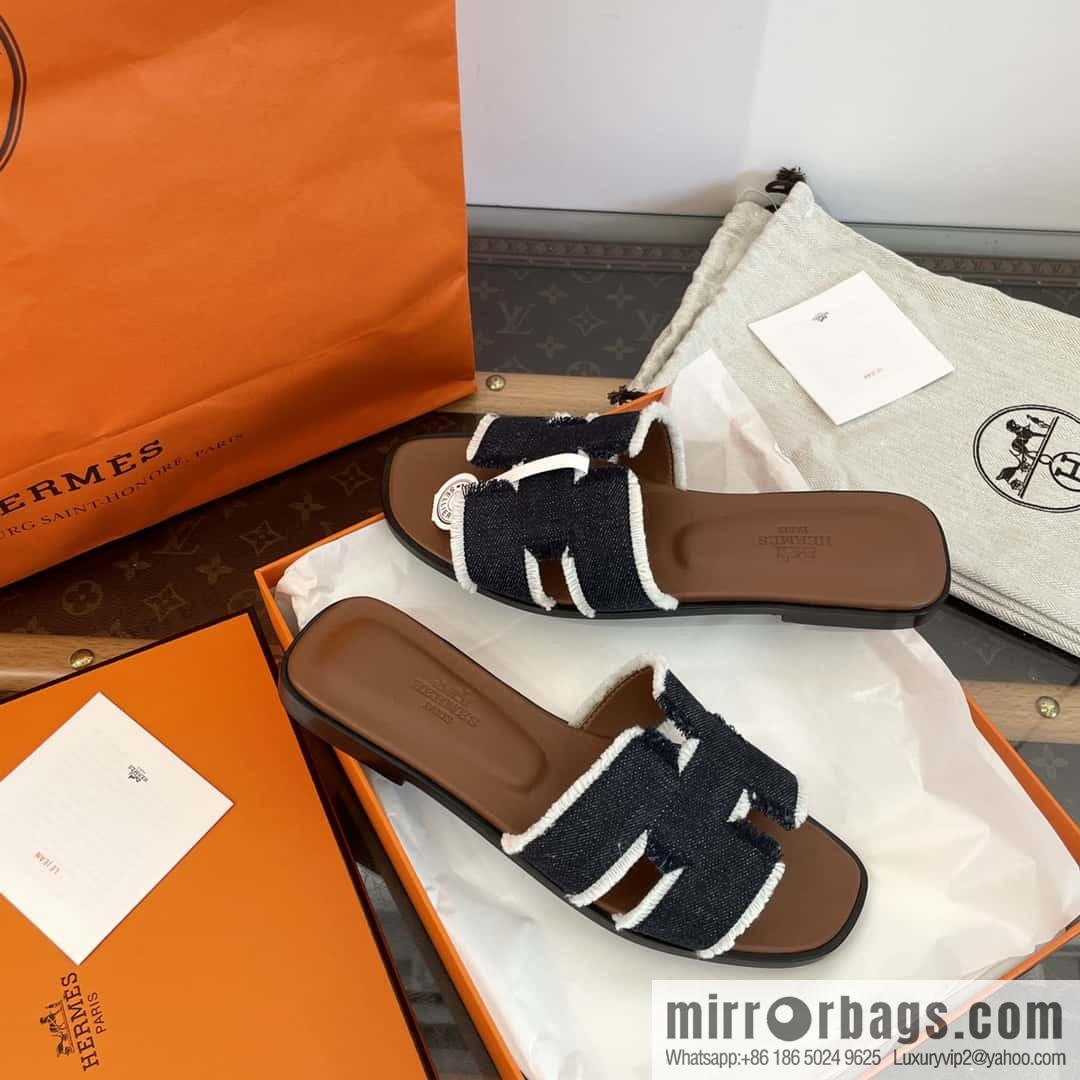 The latest denim tassel slippers from Hermès