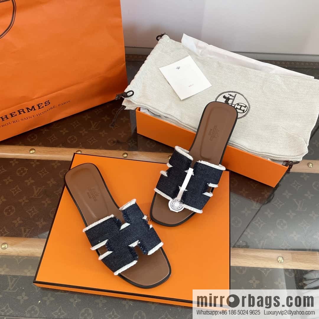 The latest denim tassel slippers from Hermès