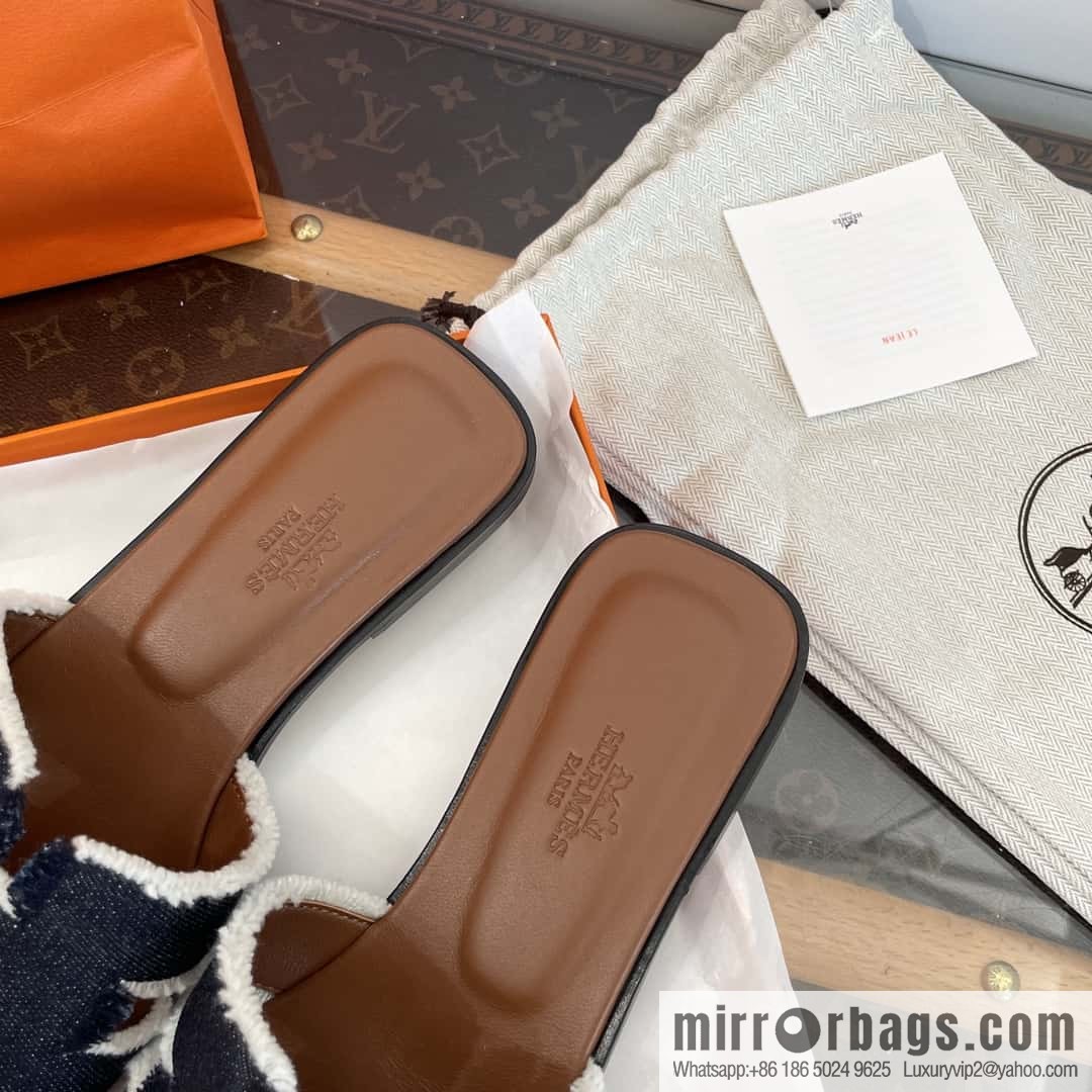 The latest denim tassel slippers from Hermès
