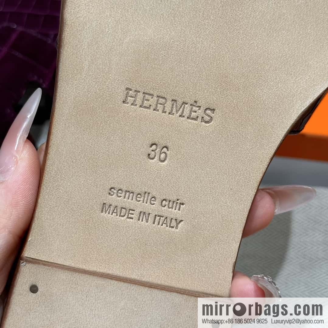 Hermès 181 Oran sandals alligator/crocodile 🐊 N5/Cassis/gallon purple