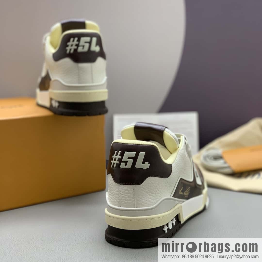 LV 🆕 couple sports running shoes