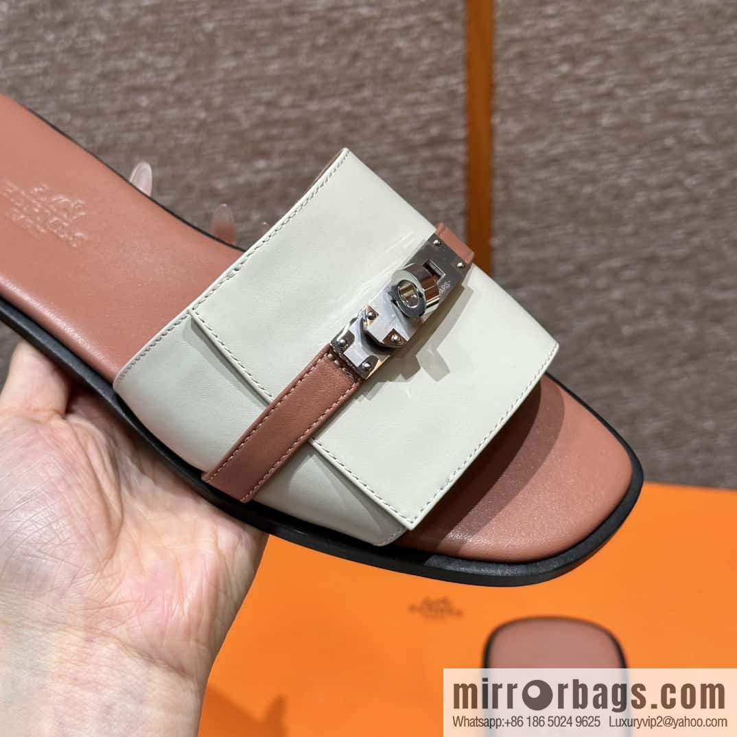 Hermès 183Kelly tow sandals Gigi plain weave/Swift milkshake white/ck10/Craie/Nude pink