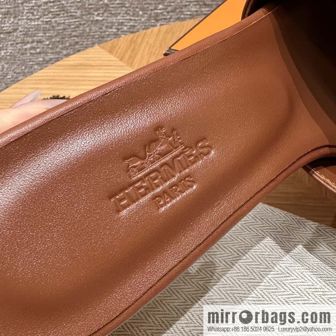 Hermès 187 Gigi Kelly High Heels, Flat Weave/Swift Saddle Red/OG/Rouge Sellier/Black/89/Black