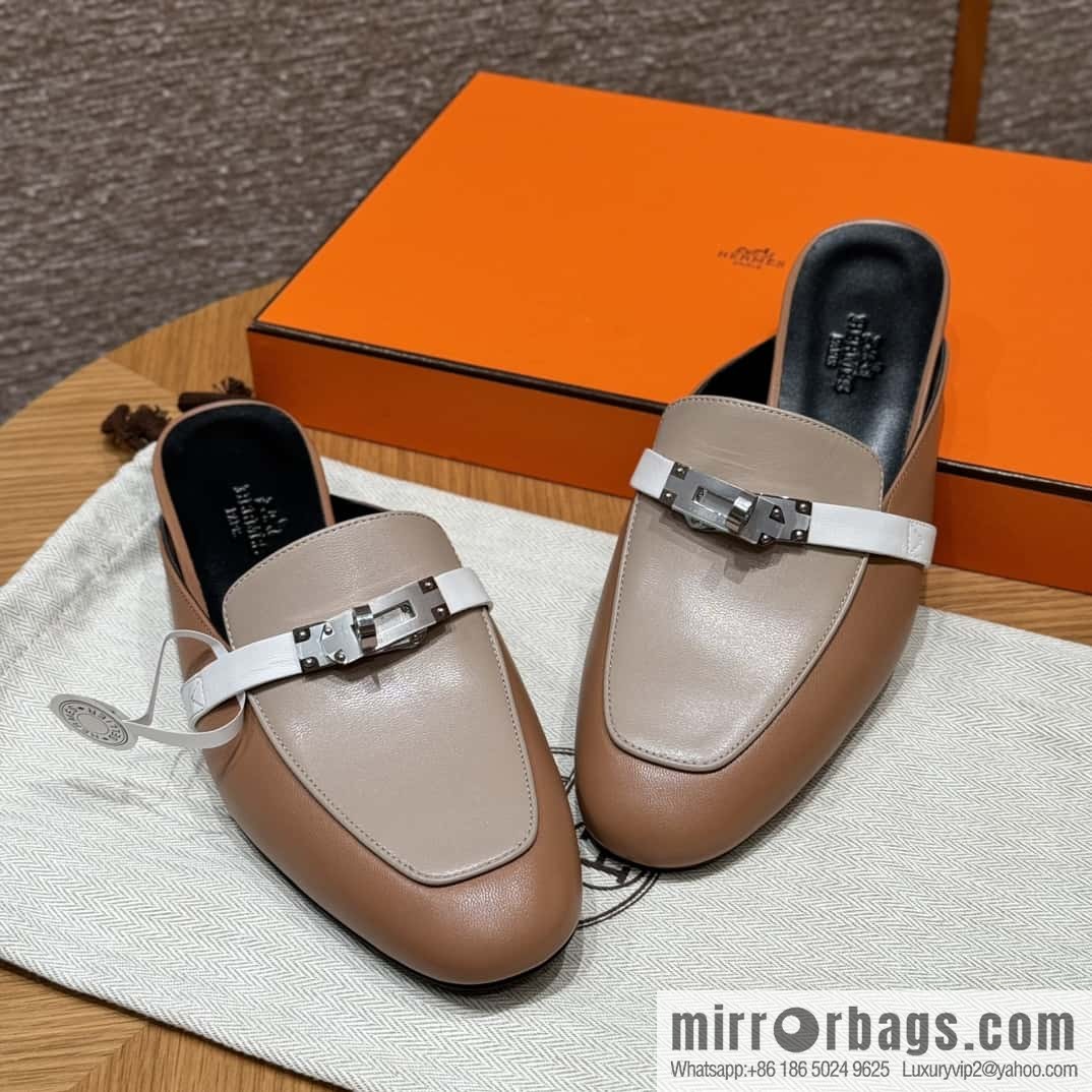Hermès 181 Oran Sandals, Palm Print/Epsom Pearl Rose/Pearl rose