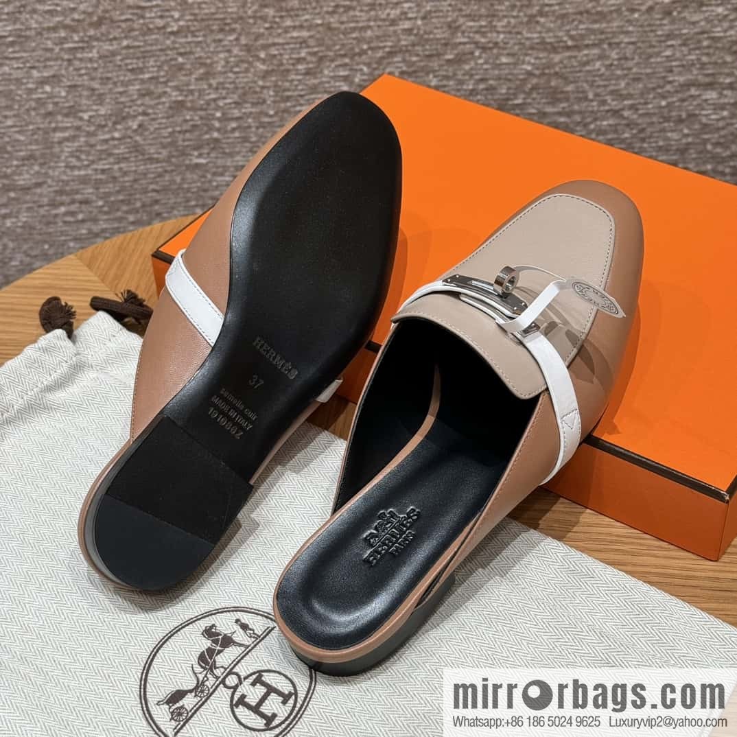 Hermès 181 Oran Sandals, Palm Print/Epsom Pearl Rose/Pearl rose