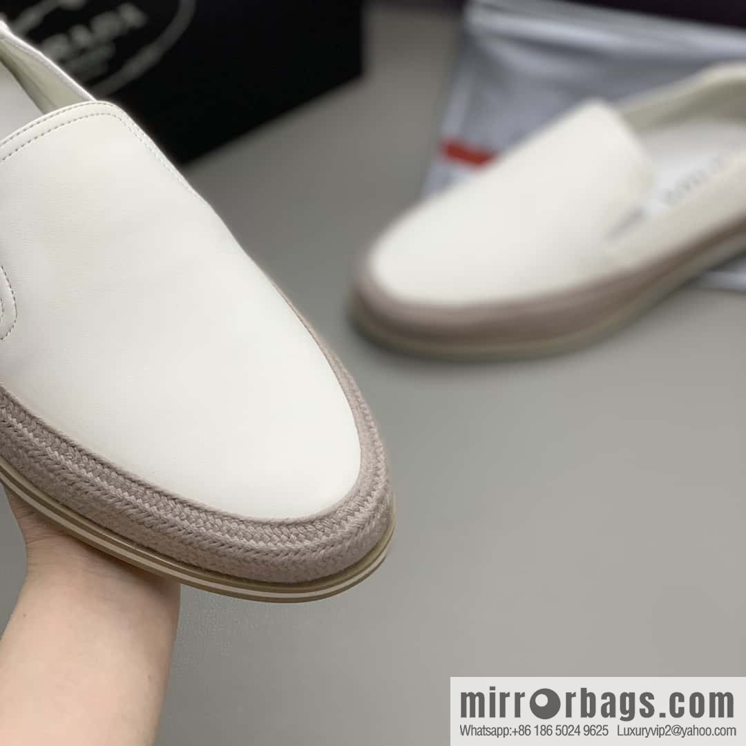 PRADA 💁🏻‍♂️ men's loafers