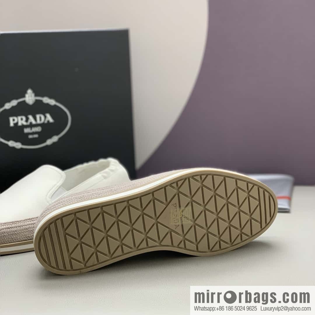 PRADA 💁🏻‍♂️ men's loafers