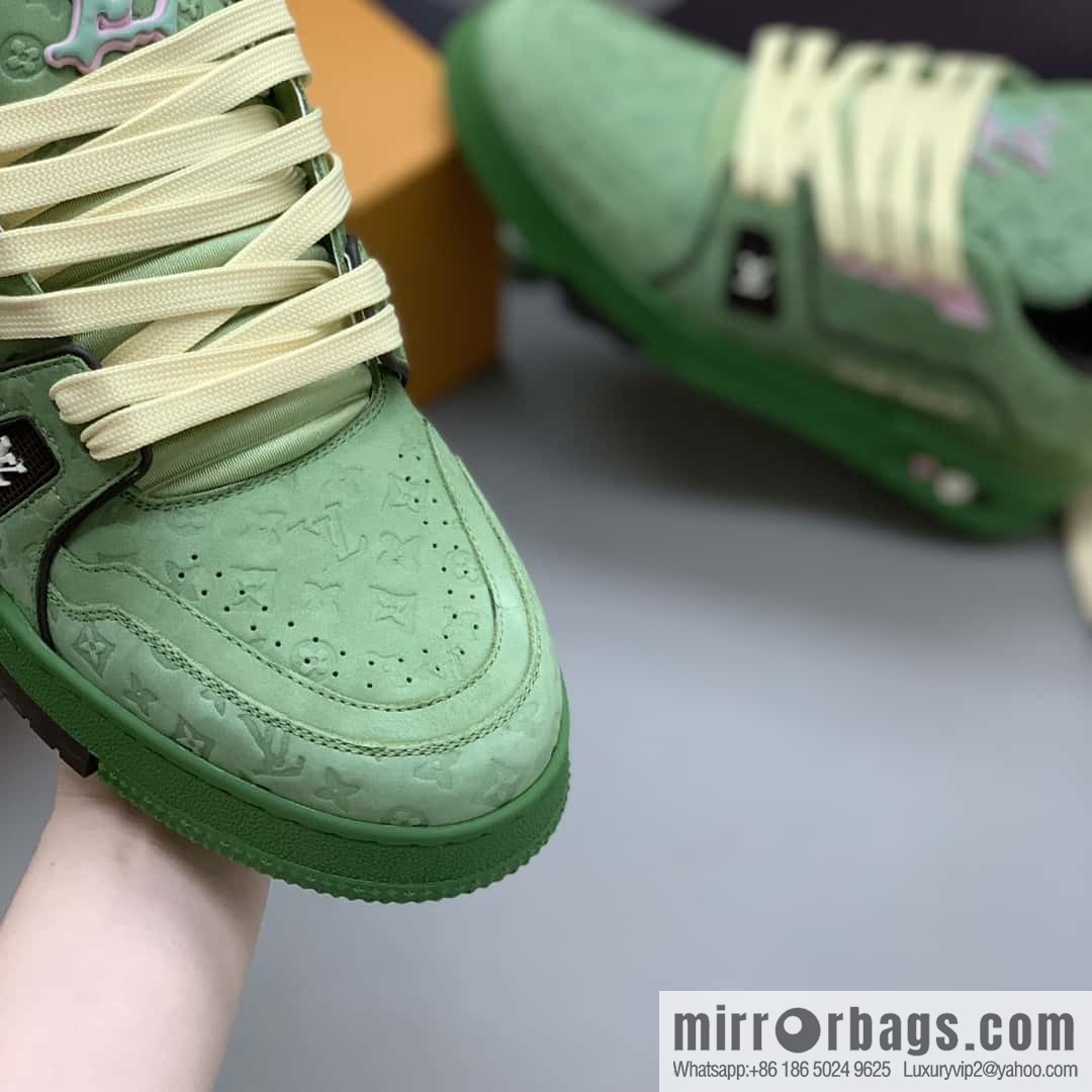 LV 📷 couple sports and leisure shoes
