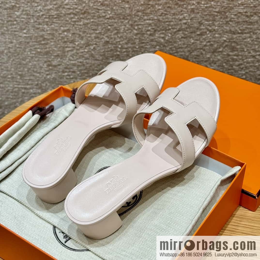 Hermès 185 Oasis high-heeled sandals, plain /Swift petal powder/Petal powder