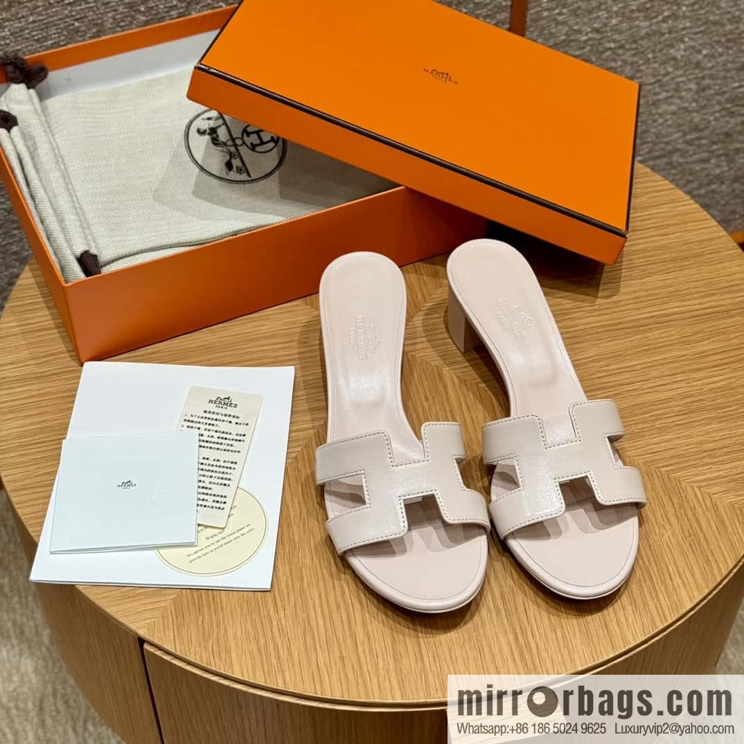 Hermès 185 Oasis high-heeled sandals, plain /Swift petal powder/Petal powder