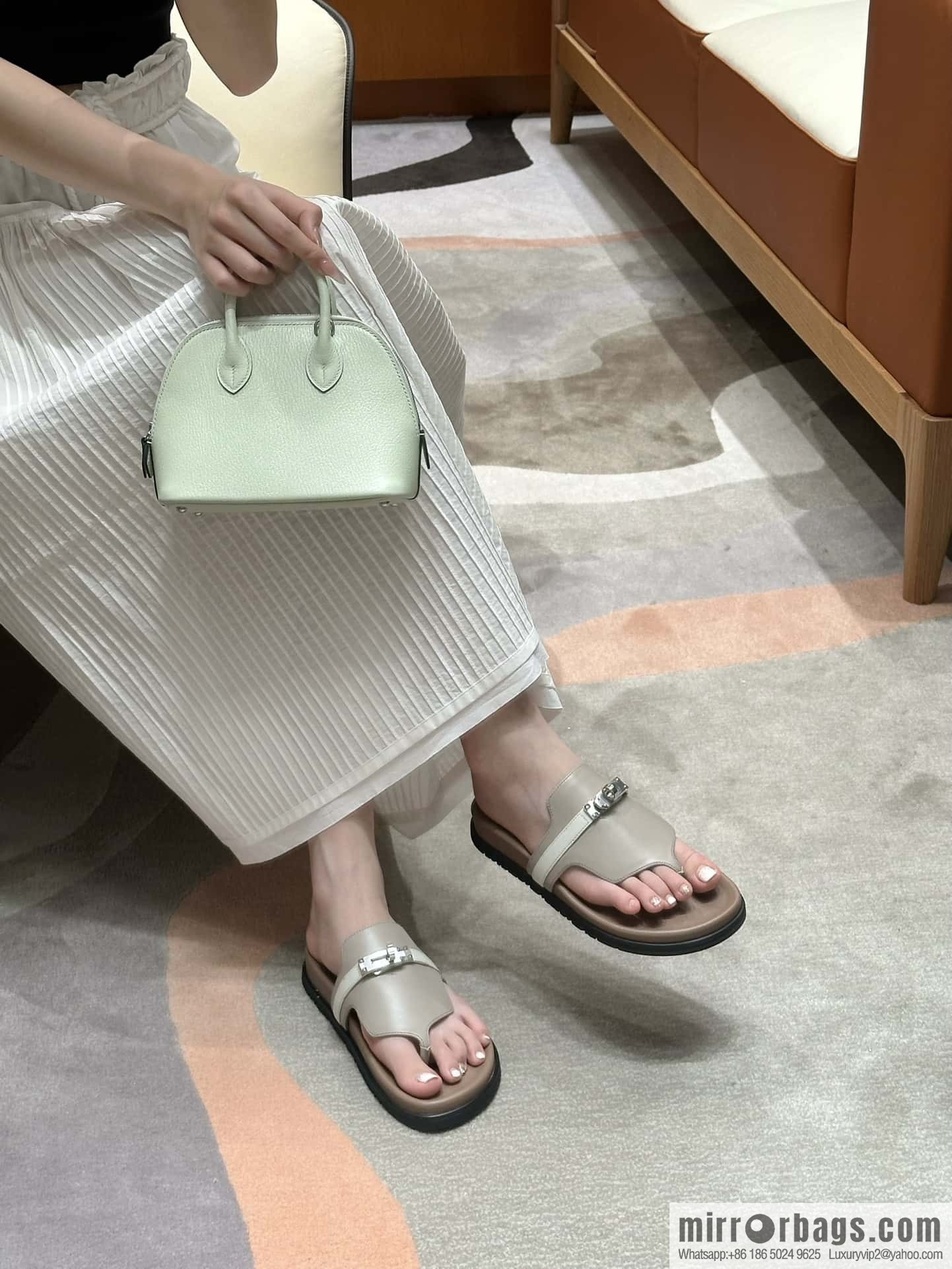 Hermès 258 Empire, plain weave/swift gray-yellow beige/Grayish-yellow beige