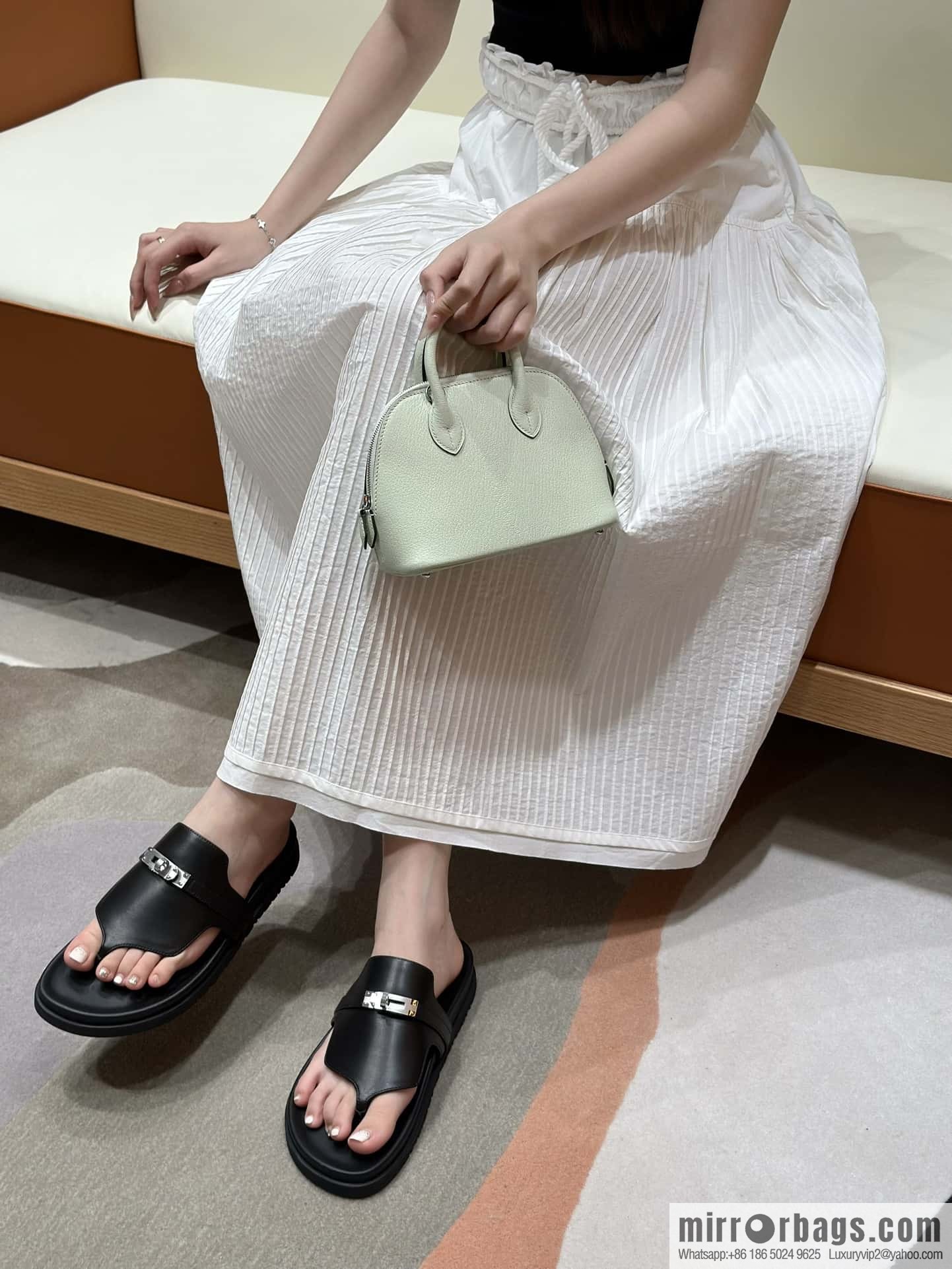 Hermès 258 Empire, plain weave/swift black/89/Black