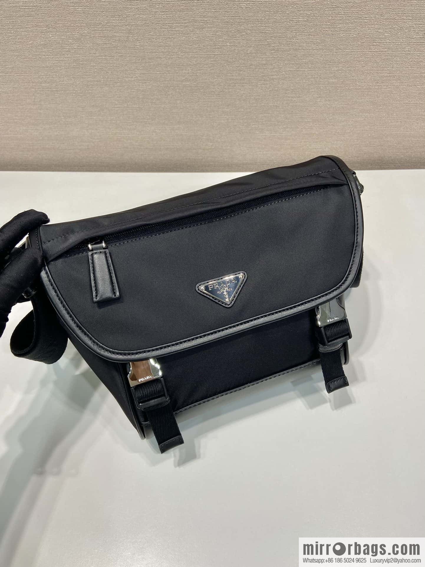 PRADA 🎉 new messenger bag 🎉🎉 2VD066S🎉🎉