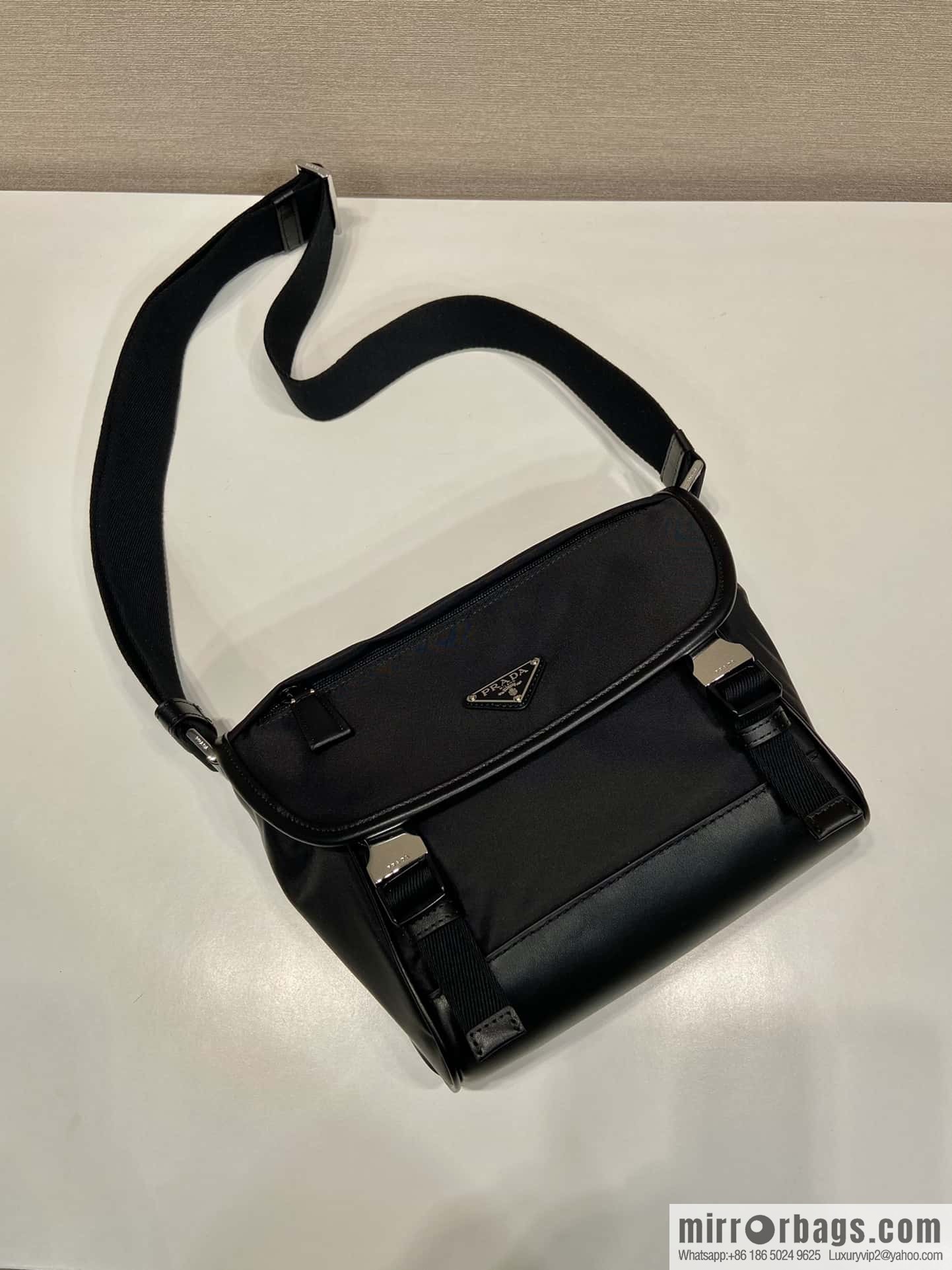 PRADA 🎉 new messenger bag 🎉🎉 2VD066S🎉🎉