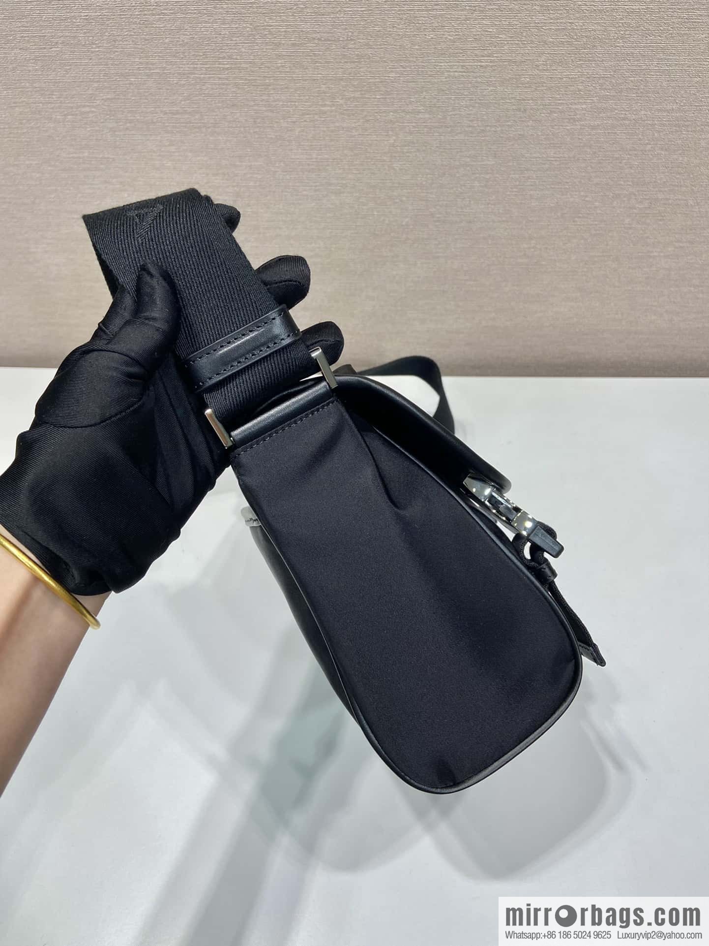 PRADA 🎉 new messenger bag 🎉🎉 2VD066S🎉🎉