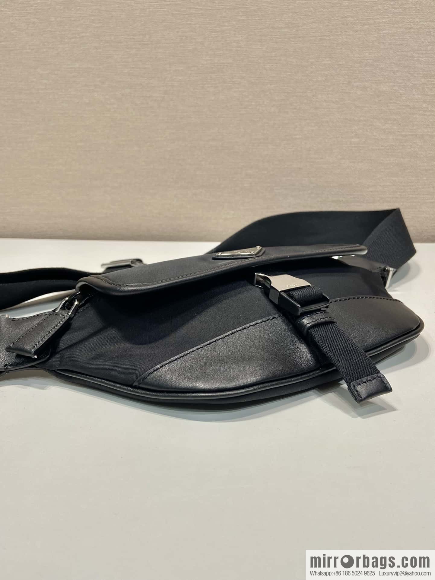PRADA 🎉 new fanny pack 🎉 2VH176