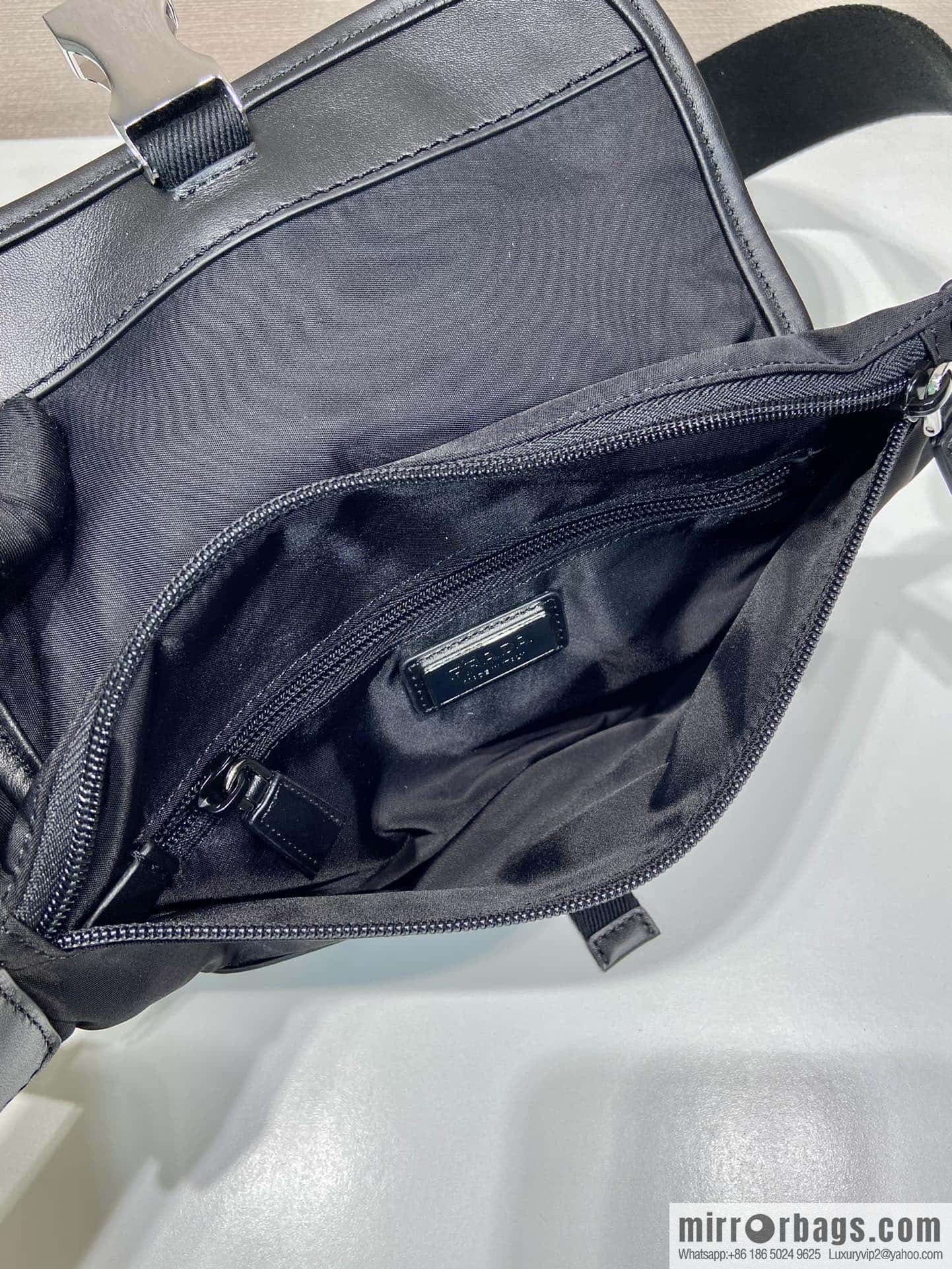 PRADA 🎉 new fanny pack 🎉 2VH176