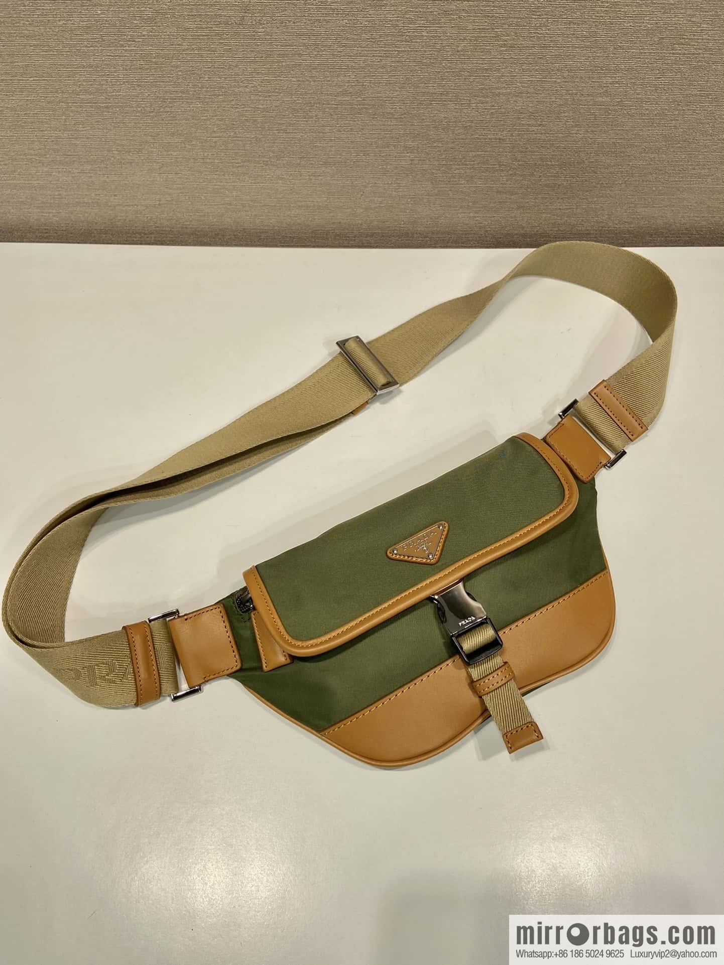 PRADA 🎉 new fanny pack 🎉 2VH176
