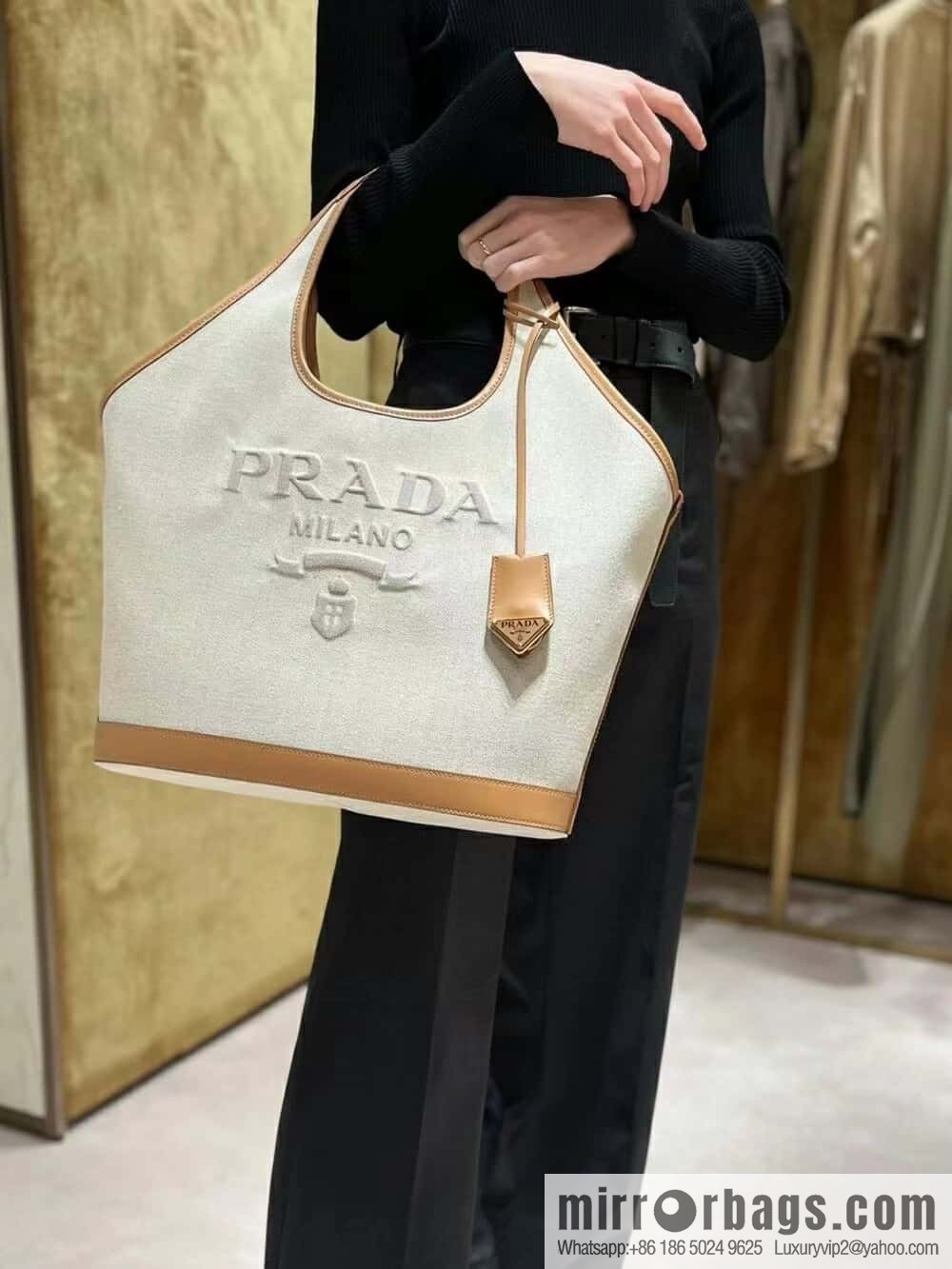PRADA 🎉 new tote bag 🎉 1BG472 large