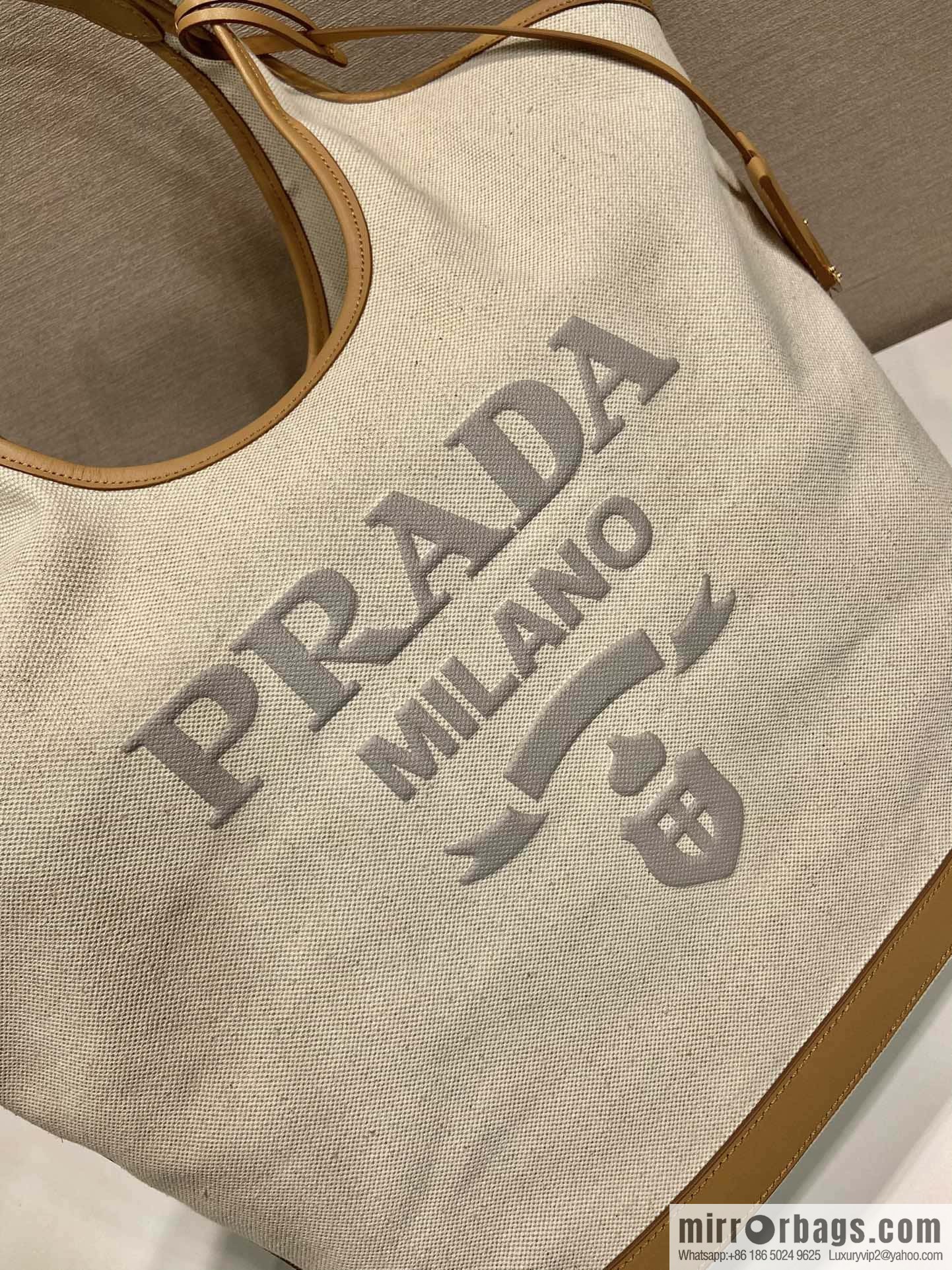 PRADA 🎉 new tote bag 🎉 1BG472 large