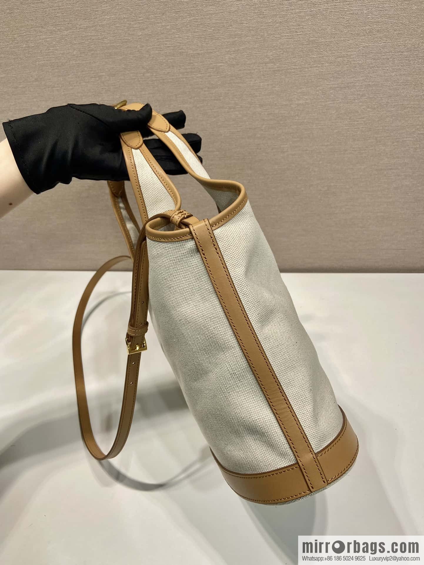 PRADA 🎉 new tote bag 🎉 1BG471M