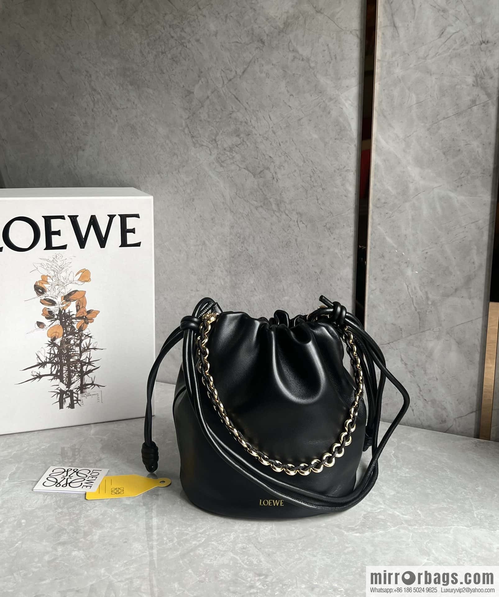 LOEWE Flamenco Purse Bucket 0806 black
