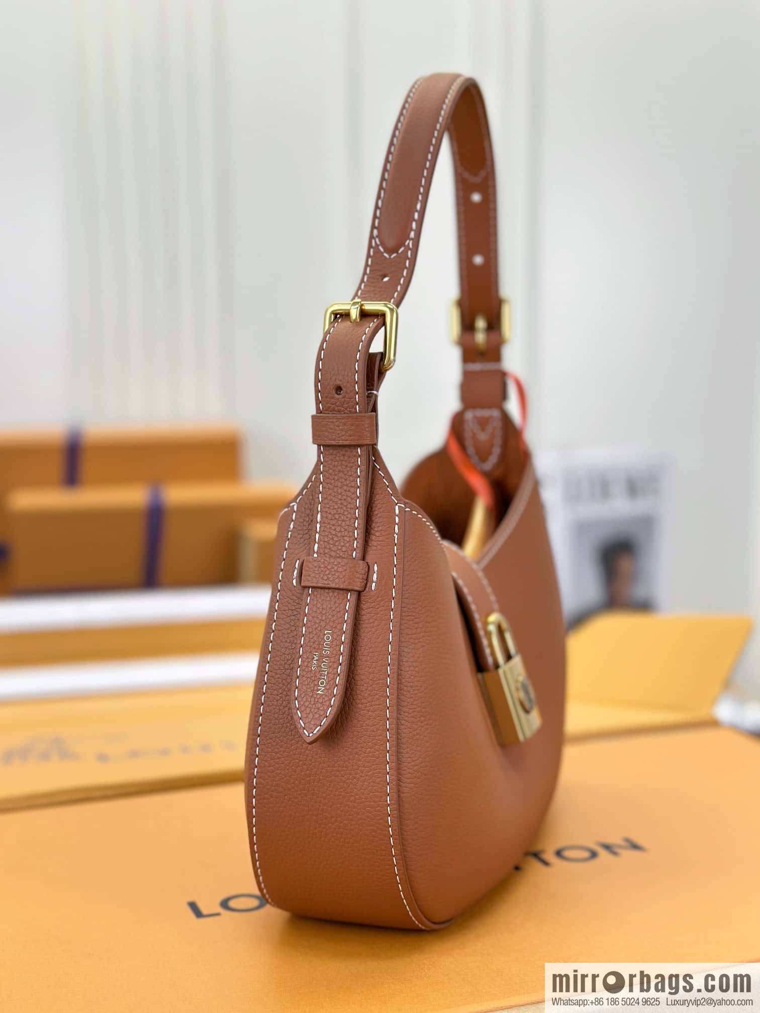 LV M24885 LOW KEY SHOULDER BAG