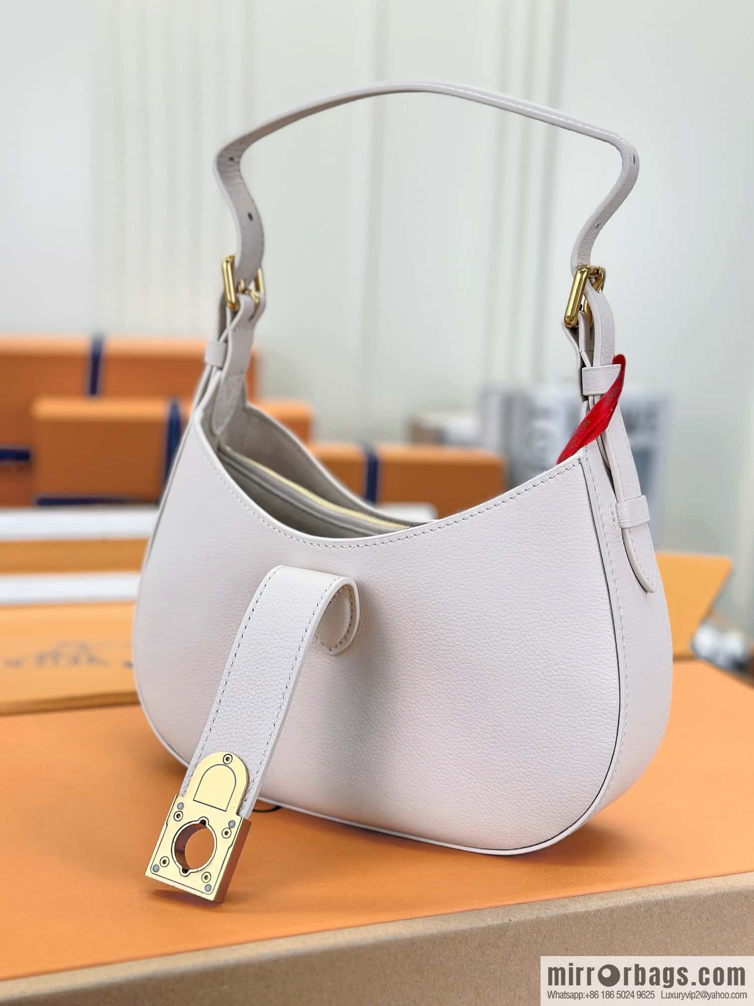 LV M24990 LOW KEY SHOULDER BAG