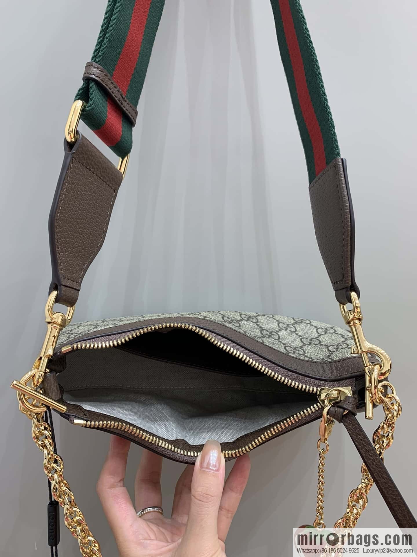 GUCCI ophidia strawberry chain bag 735132